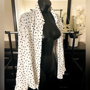MNG Suit 4 Black and White Blouse (Like New)